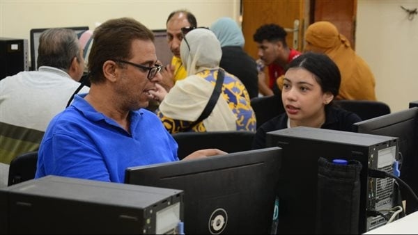 تنسيق الجامعات 2025، كليات تقبل طلاب الدبلومات الفنية نظام 3 و5 سنوات.. التعليم تحدد قائمة بالمعاهد.. وهذا موقف طلاب الزراعة