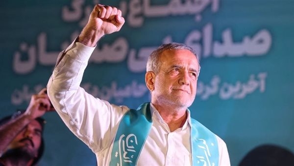 ‏الرئيس الإيراني: سنتجاوز هذه الأيام الصعبة
