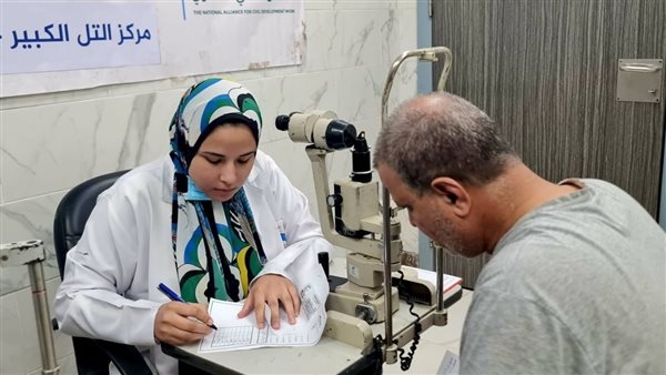 الصحة تطلق 5 قوافل مجانية ضمن مبادرة حياة كريمة، تعرف على الموعد والتخصصات