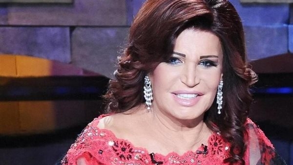 نجوي فؤاد: ملازمة الفراش بسبب كسر ذراعي
