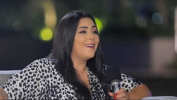 أخبار الفن اليوم، نهى عابدين تكشف كواليس تركها استوديو التصوير بعد تعرضها لمضايقات، محمد رمضان يفاجئ عمال نظافة في المعادي ويمنحهم 100 ألف جنيه