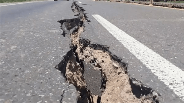 رئيس قسم الزلازل بالبحوث الفلكية: سنبلغ الجهات المعنية حال وجود نشاط زائد