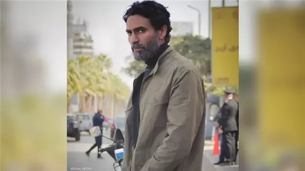 محمد علاء يحاول القبض على ياسر جلال في هذا العمل