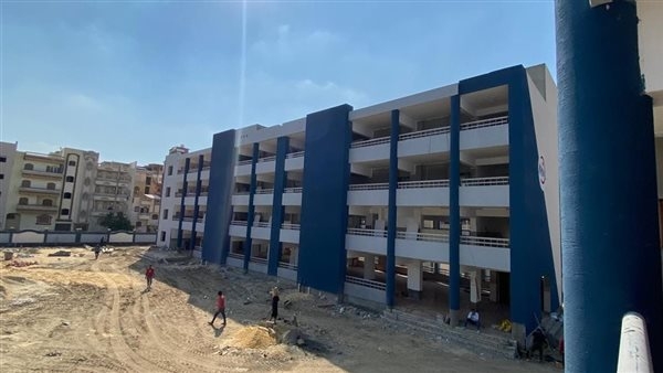 الإسكان تبحث التعاون مع مستثمري السويس الجديدة