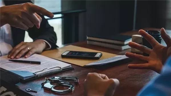التحقيقات تكشف تفاصيل تعدي 4 طلاب على فتاة داخل مدرسة بـ6 أكتوبر