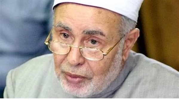 لماذا وصف الله الشمس بالسراج الوهاج؟ محمد سيد طنطاوي يوضح