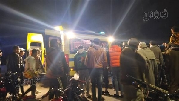مصرع شخص وإصابة 18 آخرين في حادث تصادم سيارتين ببرج العرب