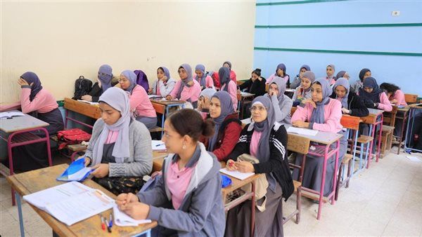إطلاق اختبارات الإرشاد المهني وسيسكو تثير الجدل، تامر شوقي: تتسق مع التوجهات العلمية والعالمية، عاصم حجازي: ليست من اختصاص وزارة التربية والتعليم، لا جدوى منها إذا كانت مجرد اختبارات تحصيلية