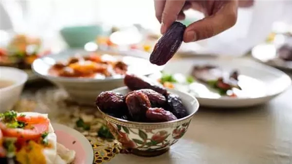 خبير مناعة يضع روشتة صحية للمحافظة على نشاط الجسم خلال فترة الصيام