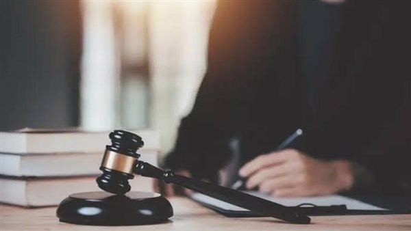 تأجيل محاكمة عاطل بتهمة حيازة وتعاطي حشيش في روض الفرج
