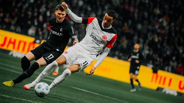آينتراخت فرانكفورت يفوز على بوخوم بثلاثية في الدوري الألماني