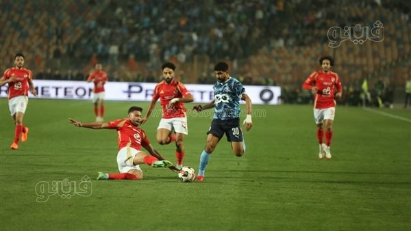 شاهد لقاء الأهلي وبيراميدز في الدوري المصري نايل 2025