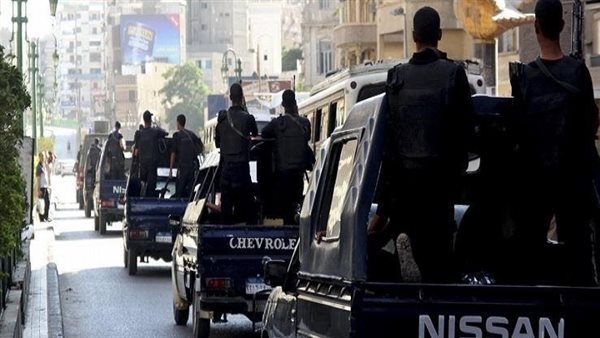 ضبط تاجر مخدرات بحوزته كيلو حشيش في الأقصر