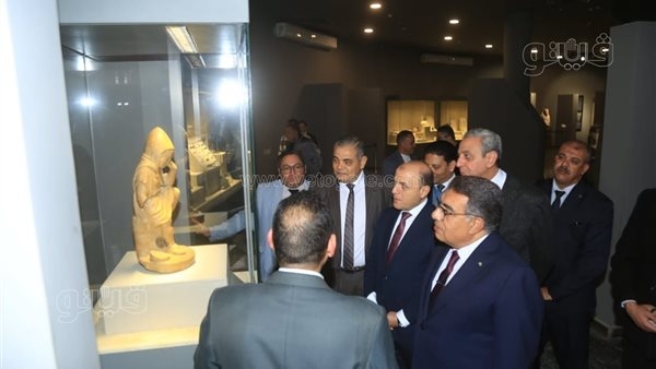 محافظو كفر الشيخ والدقهلية والغربية يتفقدون متحف الآثار على هامش افتتاح معرض «أيادي مصر»