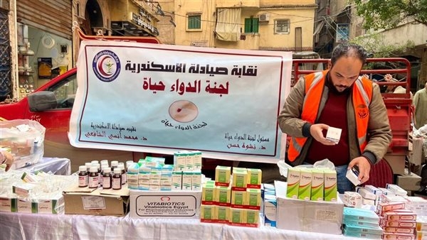 صيادلة الإسكندرية تنظم 32 قافلة طبية خلال عام