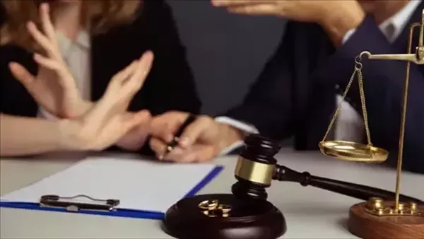 هل الخلع يسقط المؤخر والشبكة؟ خبير بقضايا الأحوال الشخصية يوضح