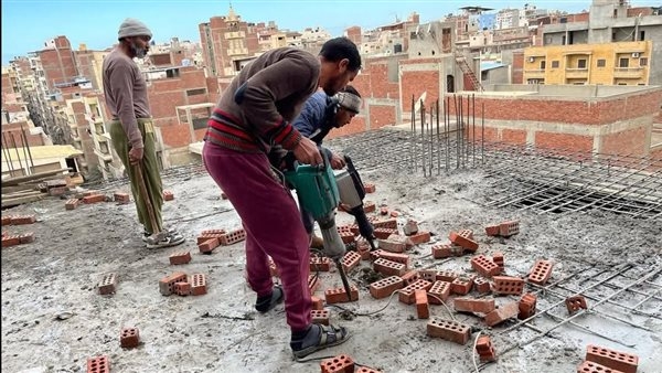 وزير الإسكان: تنفيذ حملات إزالة لمخالفات بناء وتعديات بالشروق و6 أكتوبر وبدر