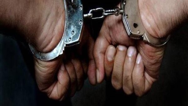 وصلة مزاح تنتهي بتمزيق وجه طالب في الشروق