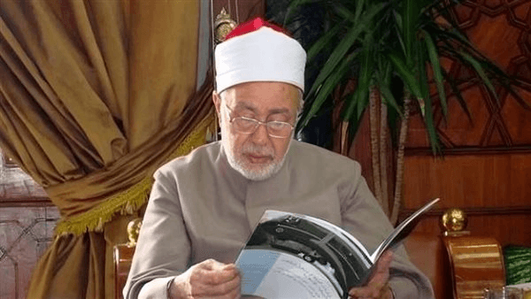 ماذا يفعل الحاج بعد الانتهاء من مناسك الحج؟ محمد سيد طنطاوي يجيب