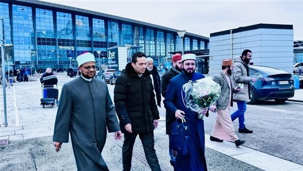 أمين "البحوث الإسلامية" يصل إلى الدنمارك للمشاركة في مؤتمر "قراءة في وثيقة المدينة المنورة"