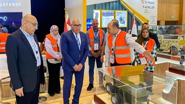 رئيس "العربية للتصنيع" يتفقد منتجات الهيئة بمعرض ومؤتمر الدفاع الدولي "آيدكس أبوظبي 2025"