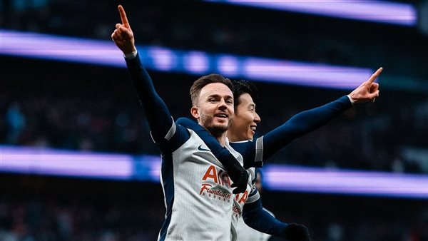 توتنهام يفوز على ساوثهامبتون بثلاثية في الدوري الإنجليزي