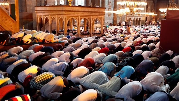 مواقيت الصلاة، موعد أذان العشاء اليوم الثلاثاء 4 - 3 - 2025 في القاهرة والمحافظات