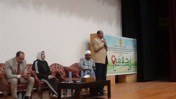 رياضة الأقصر تدشن برنامج "أخلاقي عنواني" (صور)