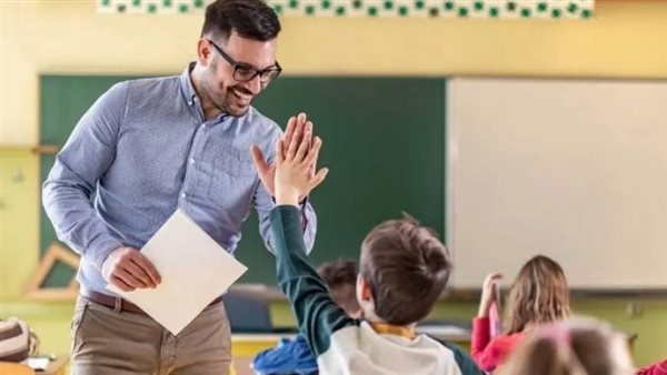 تفاصيل الإعلان عن مسابقة معلم مساعد مادة لمعلمي الحصة.. مواعيد طرح الوظائف المتاحة.. وننشر الشروط والأوراق المطلوبة للتقديم.. ومفاجآت جديدة في الاختبارات الإلكترونية للمتقدمين