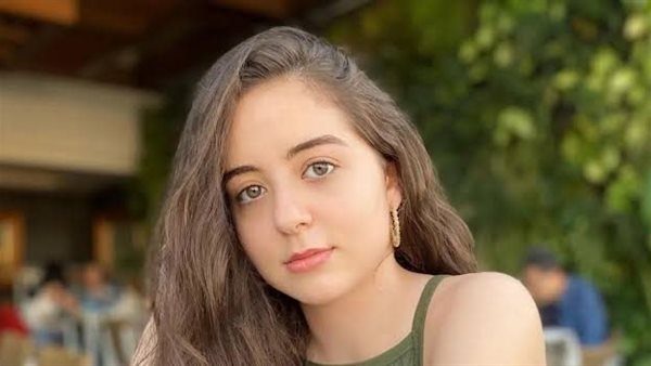 الموت يفجع الفنانة الشابة سارة نور