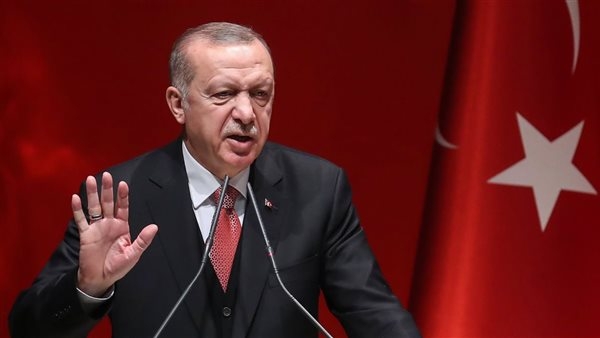 أردوغان يتهم المعارضة بتخريب الاقتصاد التركي