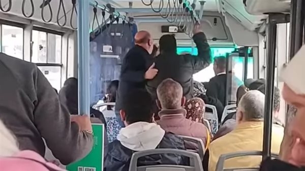التفاصيل الكاملة لاعتداء كمسري على ركاب أتوبيس بالإسكندرية، والمحافظة ترد