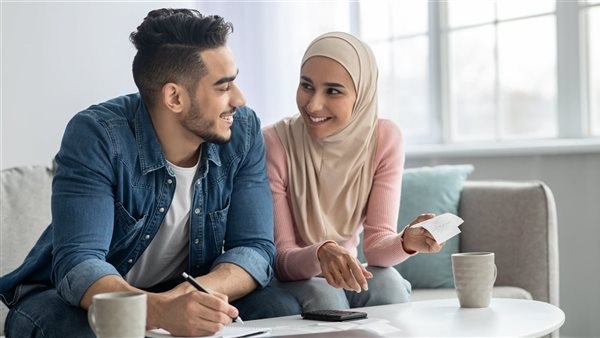 طرق التواصل بين الزوجين بدون عصبية في شهر رمضان