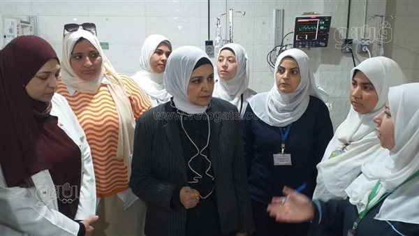 إثابة العاملين بقسم الحضانات بمستشفى ببا في بني سويف