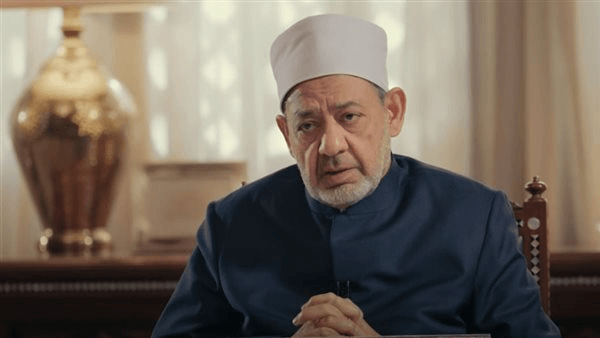 لماذا ندعو الله إذا كانت أقدارنا مكتوبة؟، شيخ الأزهر يجيب (فيديو)