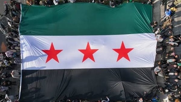 مسؤولون أمريكيون يكشفون موعد بدء أولى خطوات إعفاء سوريا من العقوبات