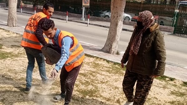 استمرار أعمال رفع كفاءة طريق عمارة السياحي في الإسماعيلية (صور)