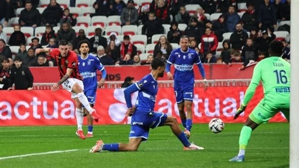 الدوري الفرنسي، أوكسير يخطف هدف التعادل أمام نيس في غياب محمد عبدالمنعم