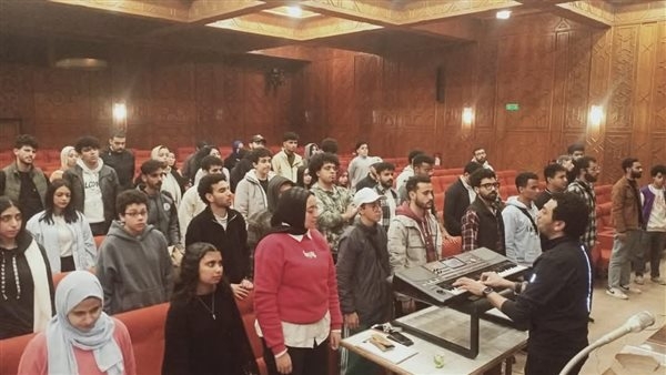 إقبال من شباب الإسماعيلية على ورش مشروع "ابدأ حلمك" (صور)