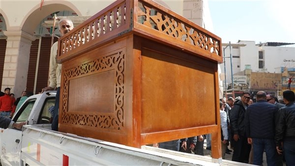 ينفذها الجهاز المركزي للتعمير، شاهد شكل "طاولات" باعة الموسكي بعد التطوير