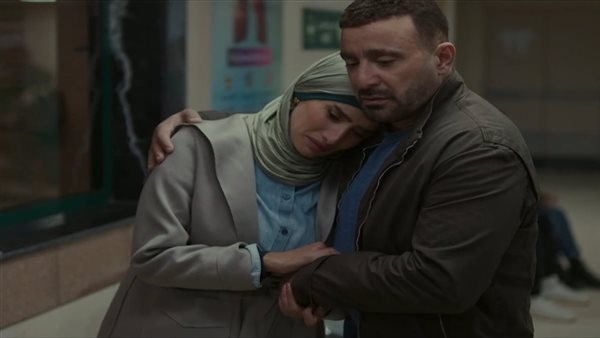 السقا ينقذ زينة من تناول السم بأحداث حلقات العتاولة الموسم الثاني