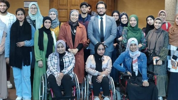انطلاق أولى فعاليات الجلسات التعريفية بالمنح التدريبية المجانية لطلاب جامعة حلوان