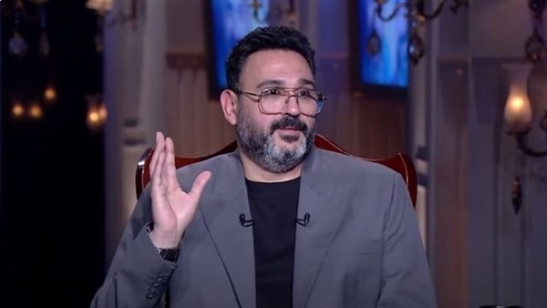 قرار صعب، أكرم حسني يكشف كواليس رفضه العمل مع عادل إمام