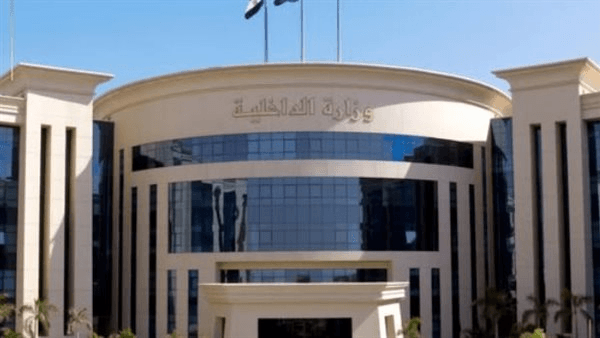 الداخلية تكشف ملابسات فيديو مشاجرة طبيب مع والد طفل مريض داخل مستشفى طهطا العام