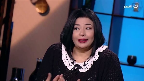 صفوة: أذهب الحسين بالنقاب ولا أؤمن بالسينما النظيفة