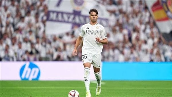 ريال مدريد يفكر في التعاقد مع مدافع جديد بعد مستوى أسينسيو الباهت بمونديال الأندية