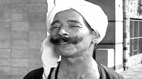 عبد الغني النجدي.. أشهر كومبارس أفلام الأبيض والأسود.. عاصر مشاهير السينما المصرية.. صاحب أطرف الإفيهات والقفشات.. وسر علاقته بالمملكة السعودية