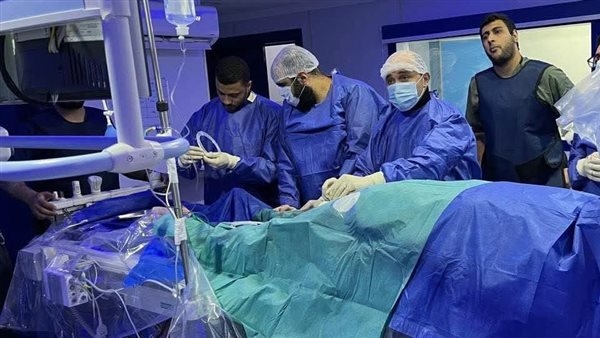 حدث غير مسبوق للمستشفيات الحكومية بالدقهلية، نجاح قسطرة مخية علاجية طارئة بمستشفى المنصورة