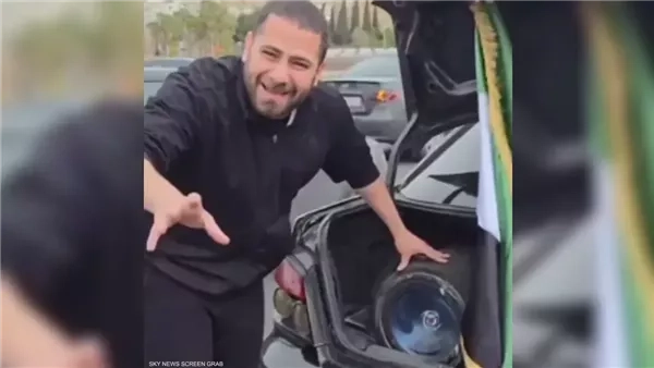 جحا يدعو إلى الإسلام في شوارع سوريا