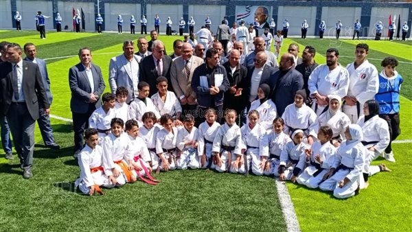 تفاصيل افتتاح وزير الشباب والرياضة لمركز شباب محمد صلاح